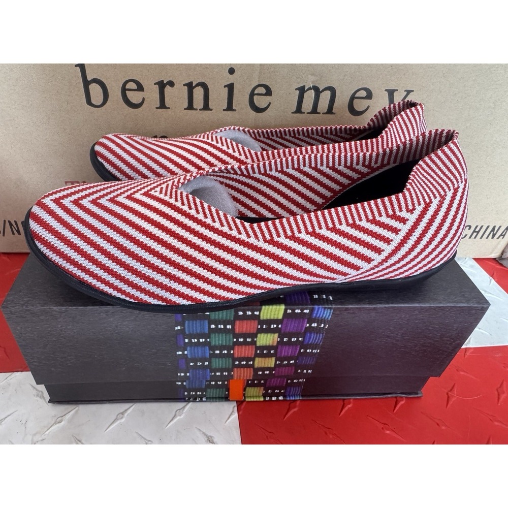Bernie Mev New York Shoes Valerie Red & White Size 40 US 9 NIB BM3